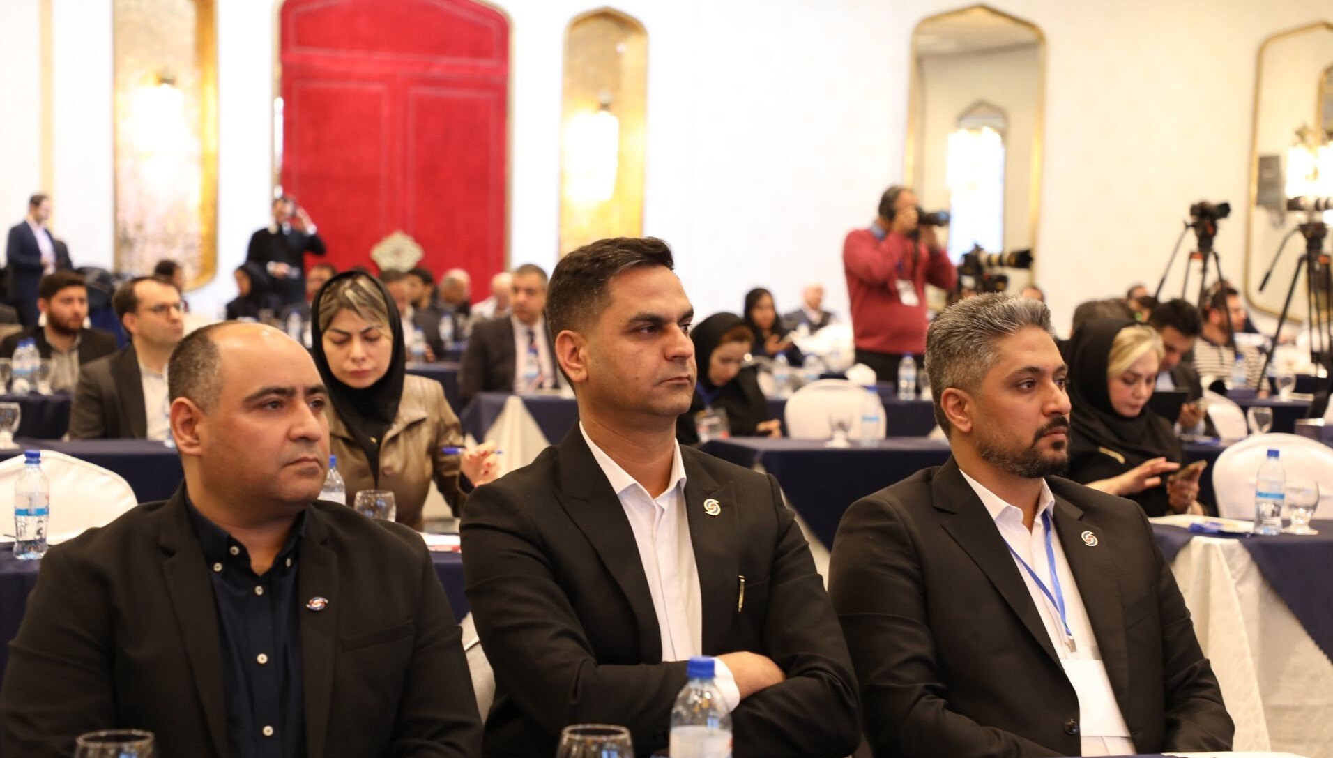 سیاست های تشویقی برای رشد و توسعه تولید فولادهای پیشرفته با ارزش افزوده بالا در نظر گرفته شود سیاست های تشویقی برای رشد و توسعه تولید فولادهای پیشرفته با ارزش افزوده بالا در نظر گرفته شود