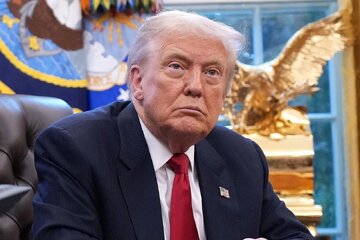 طرح جدید ترامپ؛ شبکههای اجتماعی گردشگران خارجی زیر ذرهبین دولت میرود طرح جدید ترامپ؛ شبکههای اجتماعی گردشگران خارجی زیر ذرهبین دولت میرود