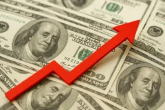 قیمت دلار امروز به مرز جنون رسید (۱۶ آذر ۱۴۰۴)