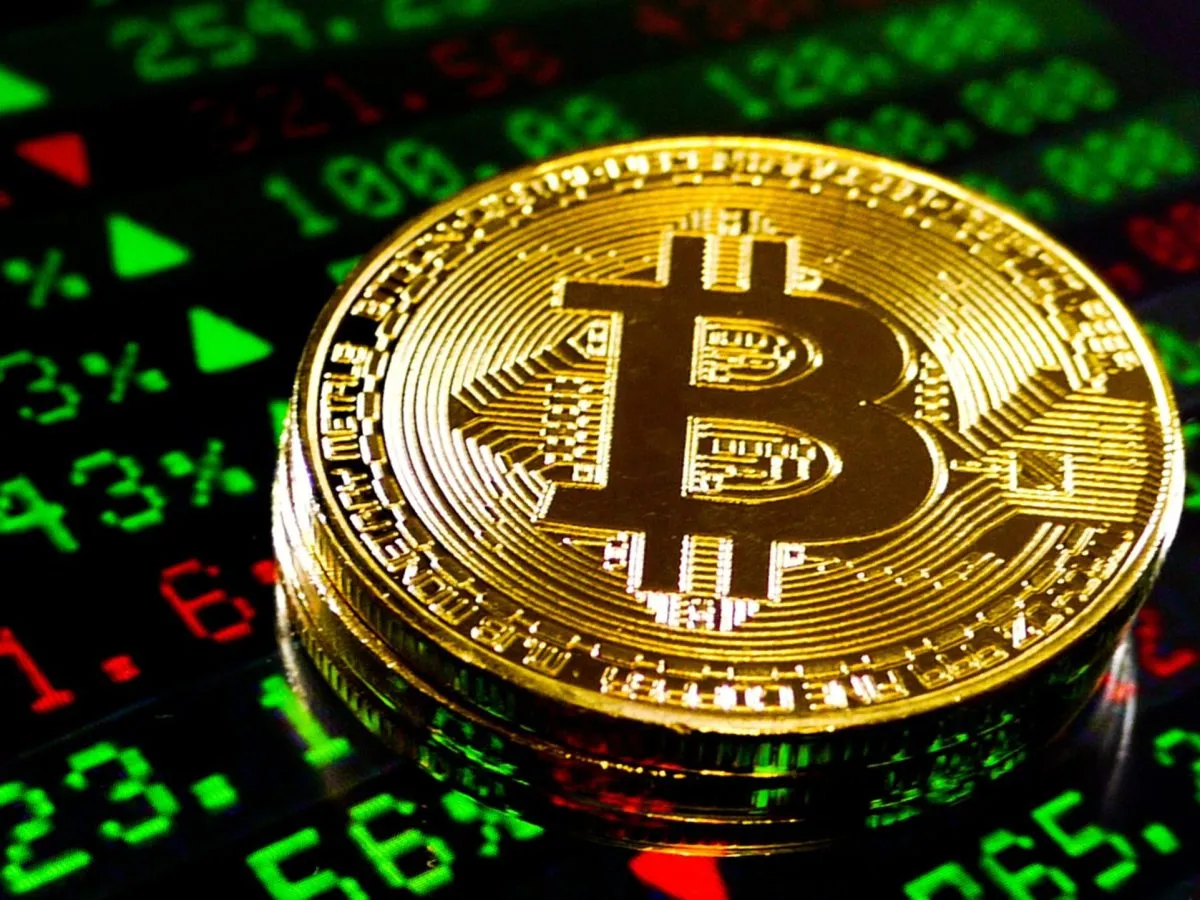 کاهش ارزش بازار ارز دیجیتال به محدوده ۳.۰۲ تریلیون دلار